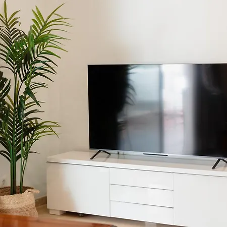 Cozy Apartment, With Mountain Views And Large Private Terrace, On The Golden Mile, *