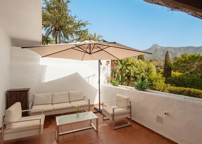 Apartament Cozy Apartment, With Mountain Views And Large Private Terrace, On The Golden Mile,