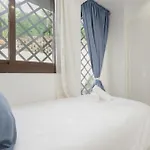 公寓 Cozy Apartment, With Mountain Views And Large Private Terrace, On The Golden Mile,