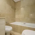 公寓 Cozy Apartment, With Mountain Views And Large Private Terrace, On The Golden Mile, 马尔韦利亚