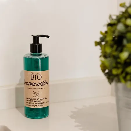 Cozy Apartment, With Mountain Views And Large Private Terrace, On The Golden Mile,