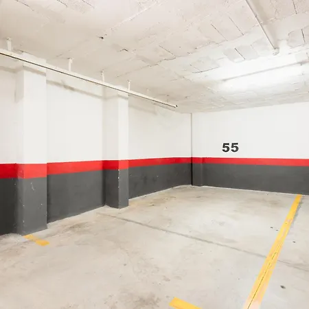 Apartamento Cozy Apartment, With Mountain Views And Large Private Terrace, On The Golden Mile, Marbella